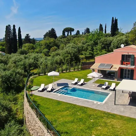 Castelia Luxury Ágios Ioánnis